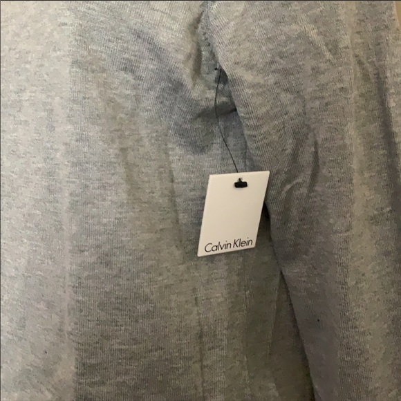 Calvin Klein Long sleeve size M - Picture 6 of 7